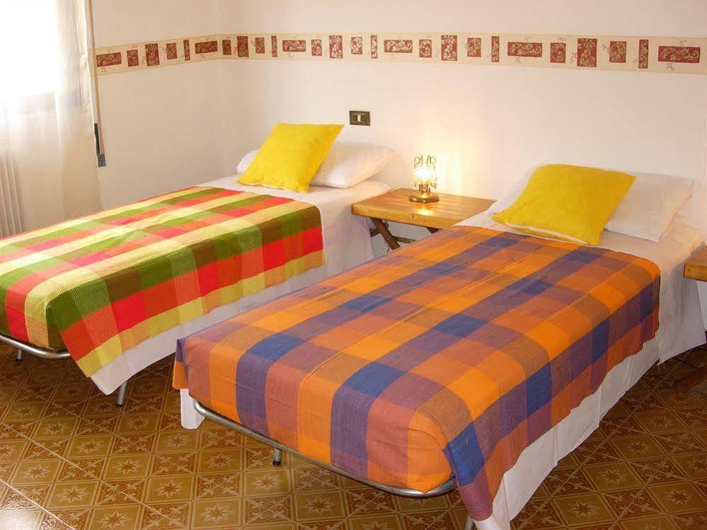 Big Brother Bed & Rooms Treviso Eksteriør billede
