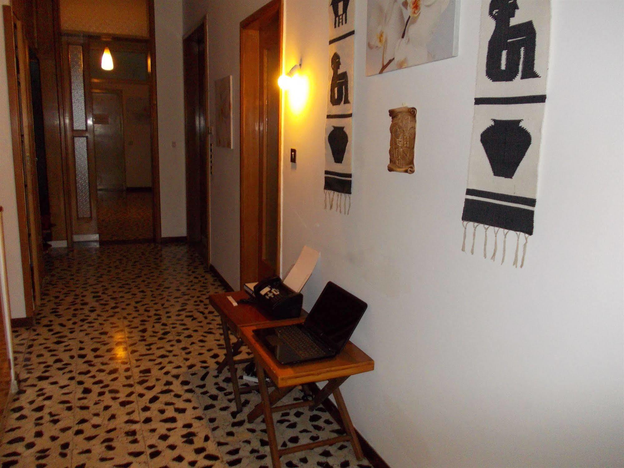 Big Brother Bed & Rooms Treviso Eksteriør billede