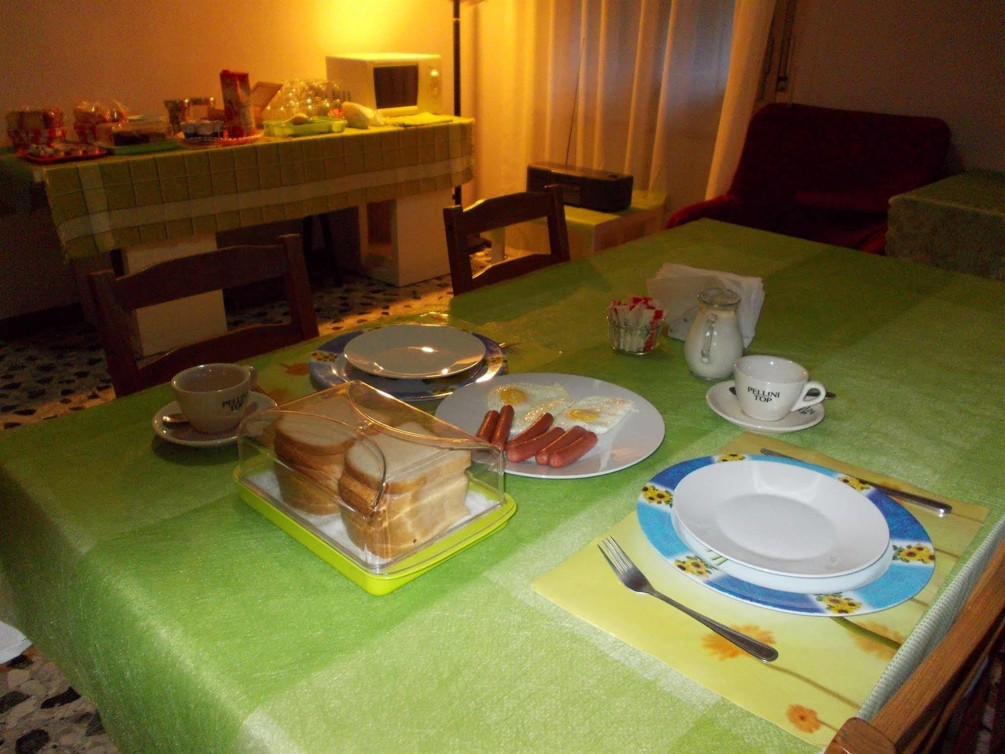Big Brother Bed & Rooms Treviso Eksteriør billede